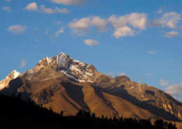 PER-06 / Churup Lake – Cordillera Blanca – Churup seen from Huaraz (photo: Juan Carlos Gonzalez)